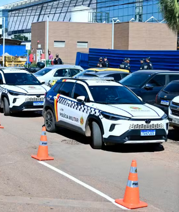 Abert repudia ameaças e ataques virtuais a jornalistas que cobriam internação de Bolsonaro