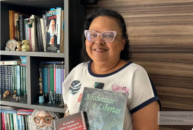 Ceilândia de Madalenas: conheça a professora que ajudou a alfabetizar mais de 16 mil pessoas no DF