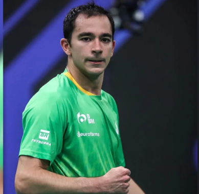 Calderano vence Uda e é finalista do Contender de São José dos Campos