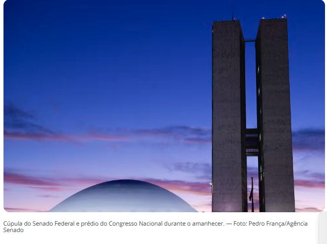 Prioridade para PT e PL, votação para o Senado tem mais votos brancos e nulos que para presidente e governador.